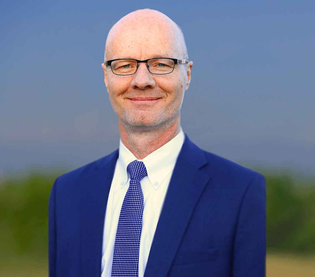 Senior staff member Rod Taylor